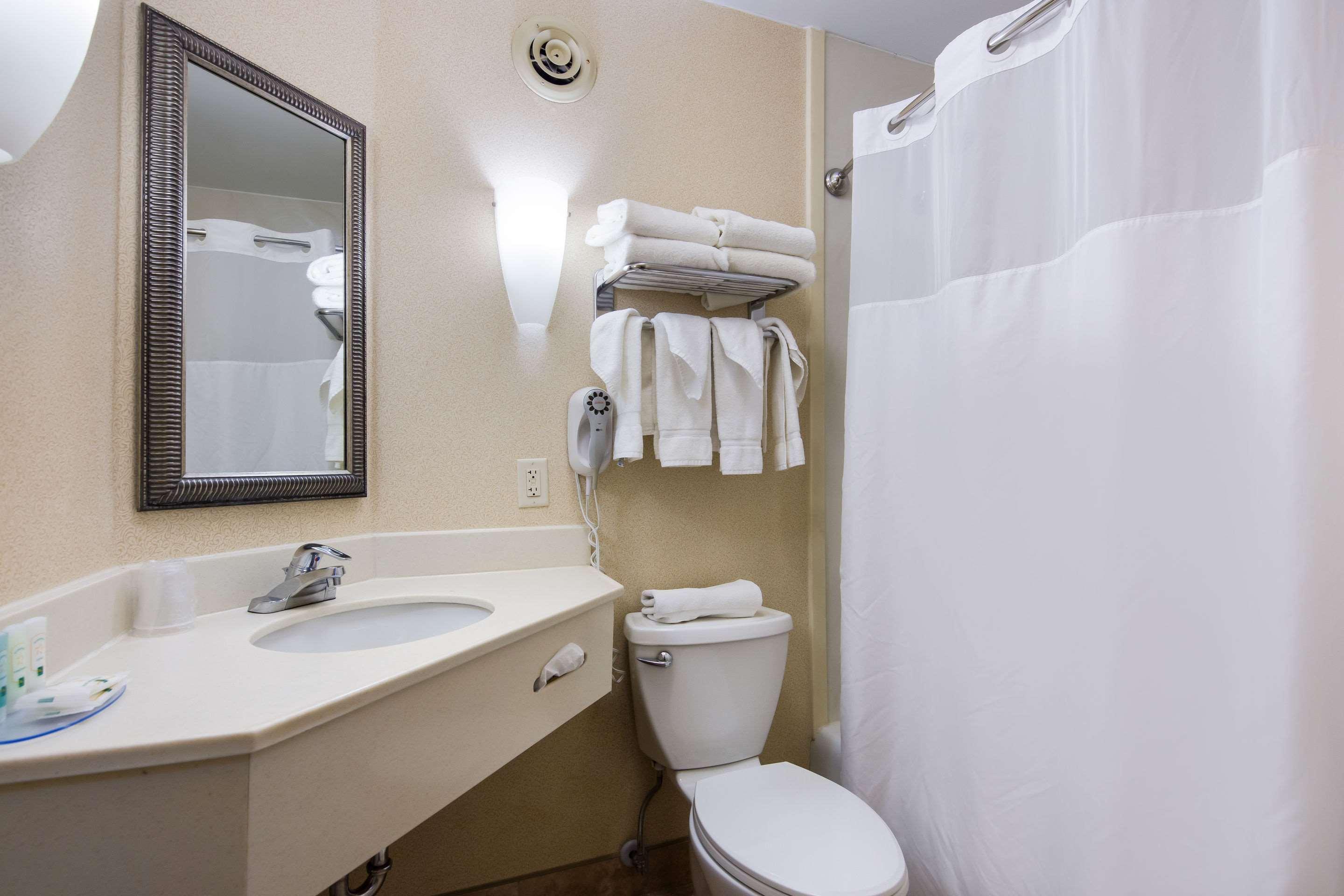 Quality Inn Oneonta Cooperstown Area Zewnętrze zdjęcie